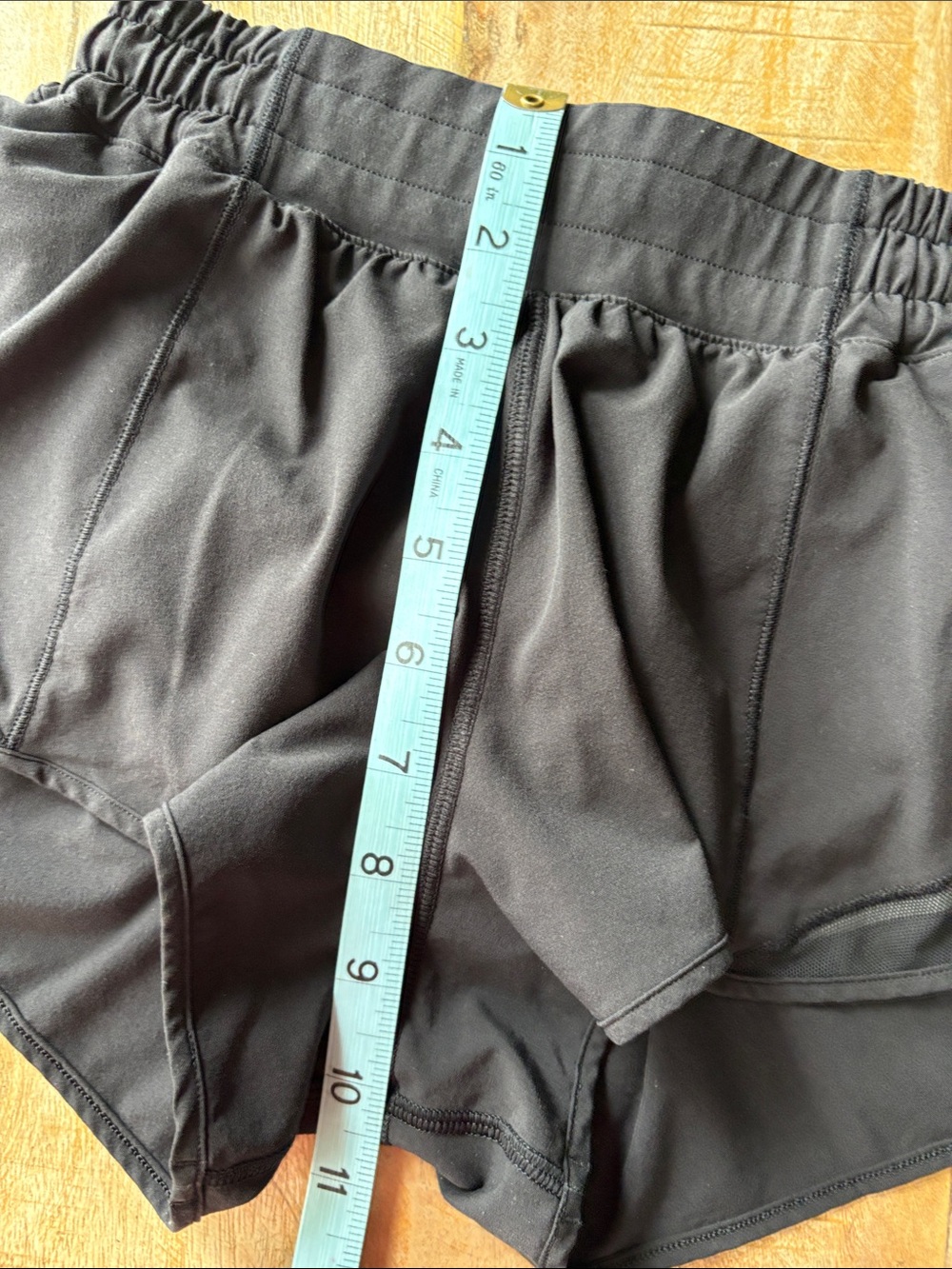Lululemon Women’s Black Athletic Shorts size 2 - Picture 9 of 10
